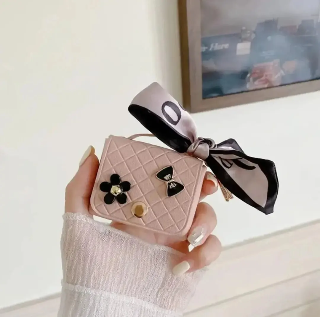 LUXE MINI KEYCHAIN BAG