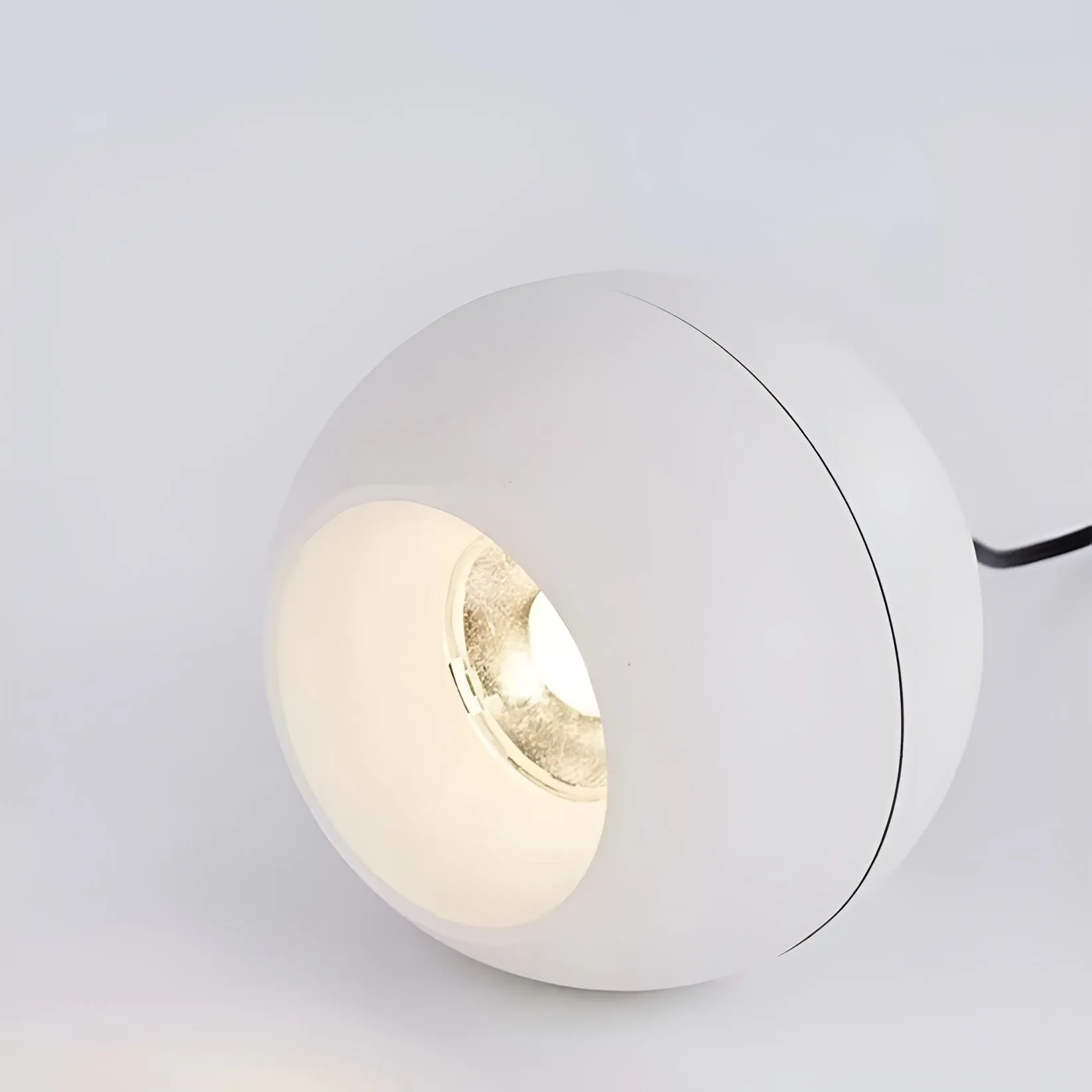 NordicBeam Light – Moderner Globe LED-Pendelleuchter