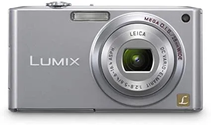 Panasonic LUMIX DMC-FX33 Digital Camera (Silver)